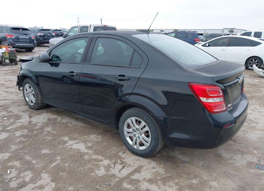 Photo 3 of 2017 Chevrolet Sonic LS AUTO (VIN 1G1JB5SH9H4151804)