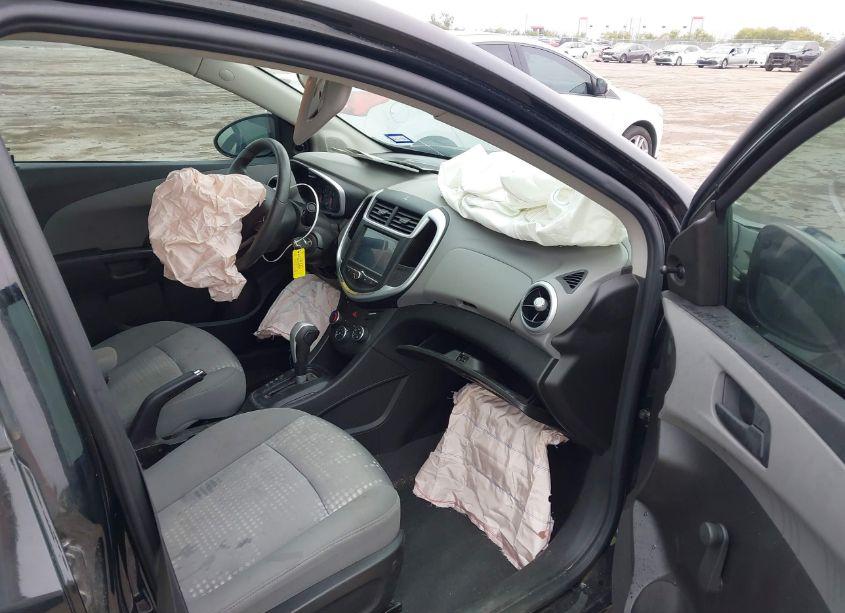 Photo 5 of 2017 Chevrolet Sonic LS AUTO (VIN 1G1JB5SH9H4151804)