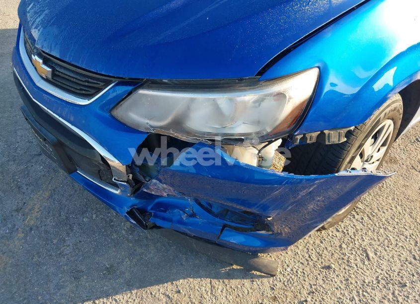 Photo 6 of 2018 Chevrolet Sonic LS AUTO (VIN 1G1JB5SH9J4103452)