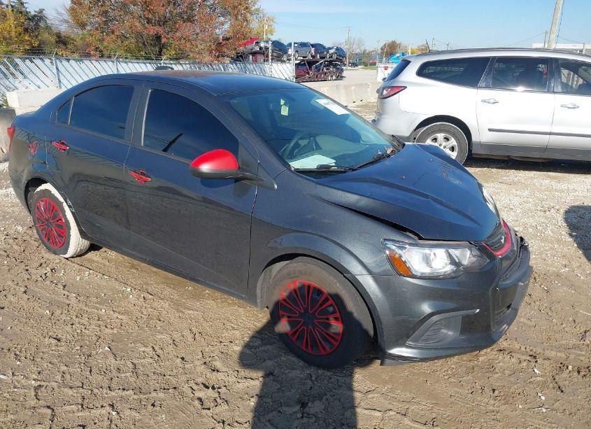 2018 Chevrolet Sonic LS AUTO (VIN 1G1JB5SH9J4119151) main photo