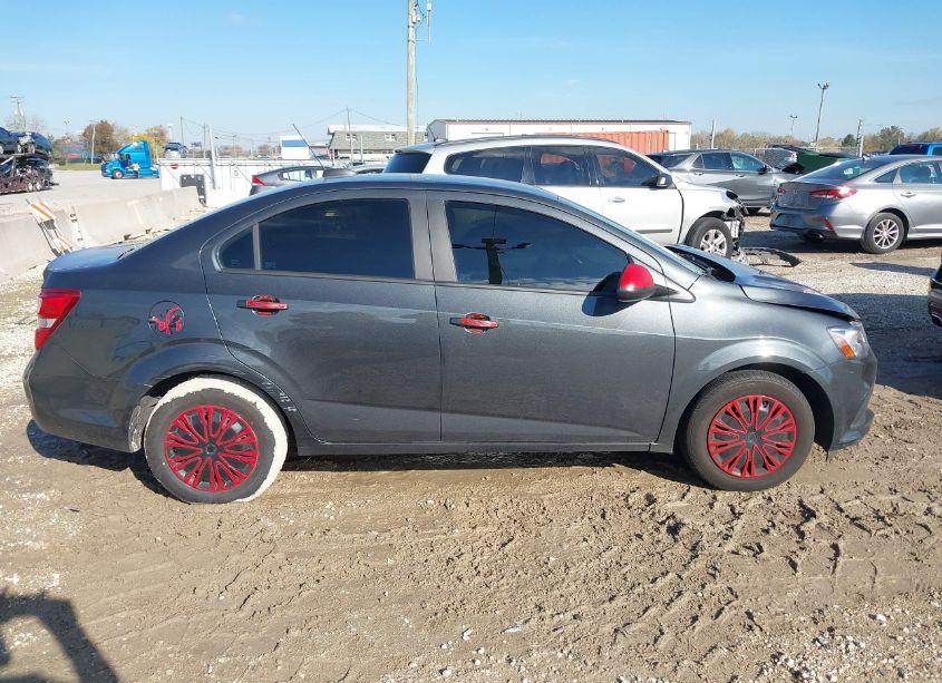 Photo 13 of 2018 Chevrolet Sonic LS AUTO (VIN 1G1JB5SH9J4119151)