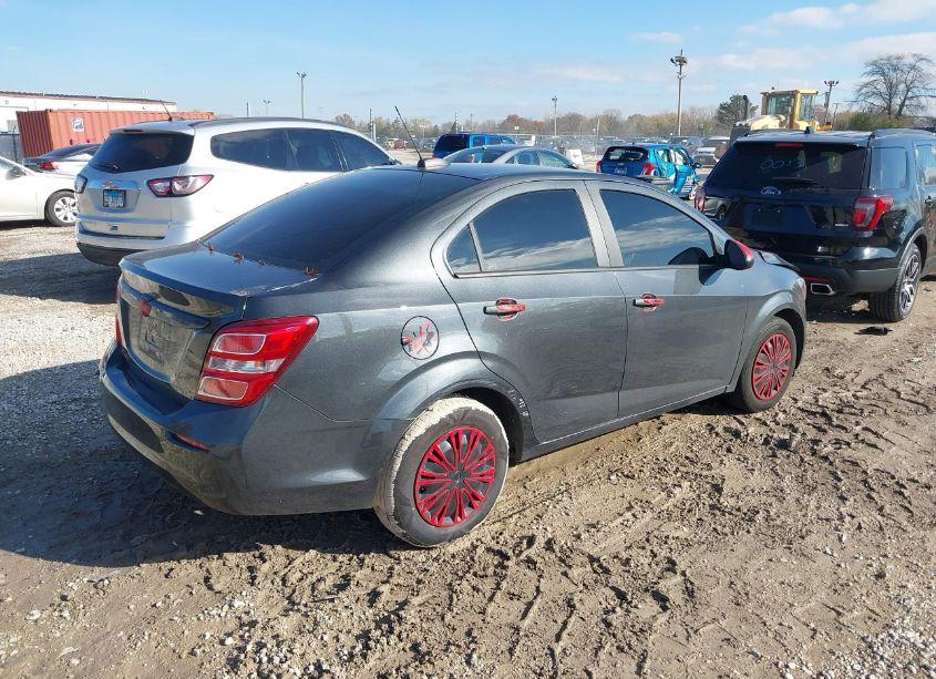 Photo 4 of 2018 Chevrolet Sonic LS AUTO (VIN 1G1JB5SH9J4119151)