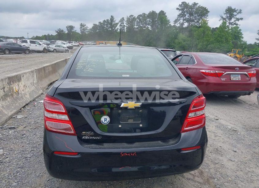 Photo 16 of 2018 Chevrolet Sonic LS AUTO (VIN 1G1JB5SH9J4126214)