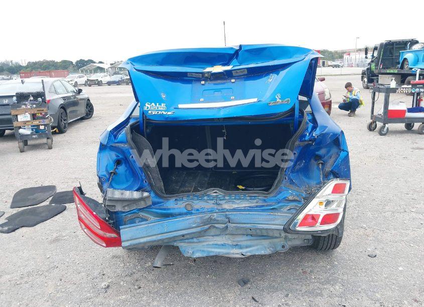 Photo 6 of 2017 Chevrolet Sonic LS AUTO (VIN 1G1JB5SHXH4129505)