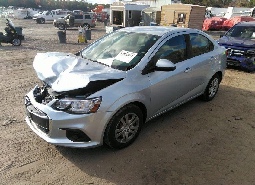 Photo 2 of 2017 Chevrolet Sonic LS AUTO (VIN 1G1JB5SHXH4146109)
