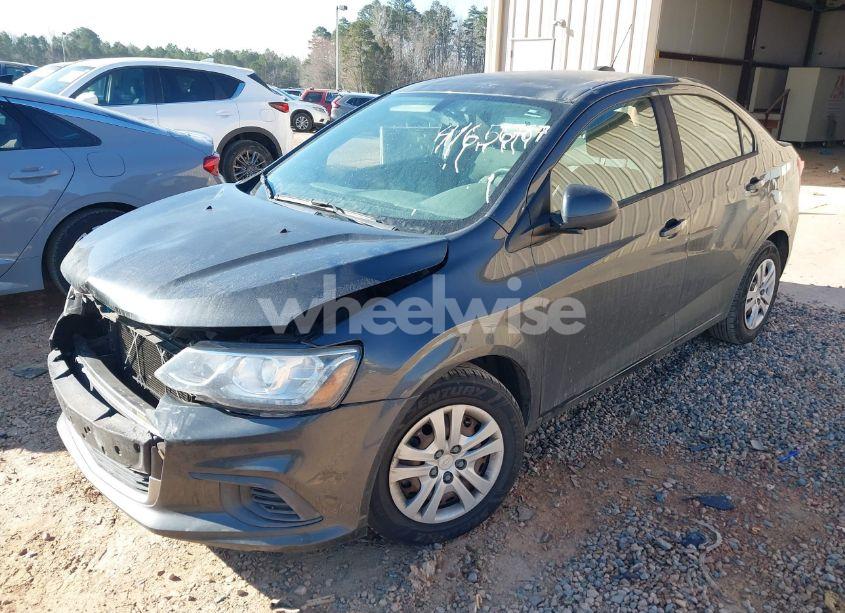 Photo 2 of 2017 Chevrolet Sonic LS AUTO (VIN 1G1JB5SHXH4160270)