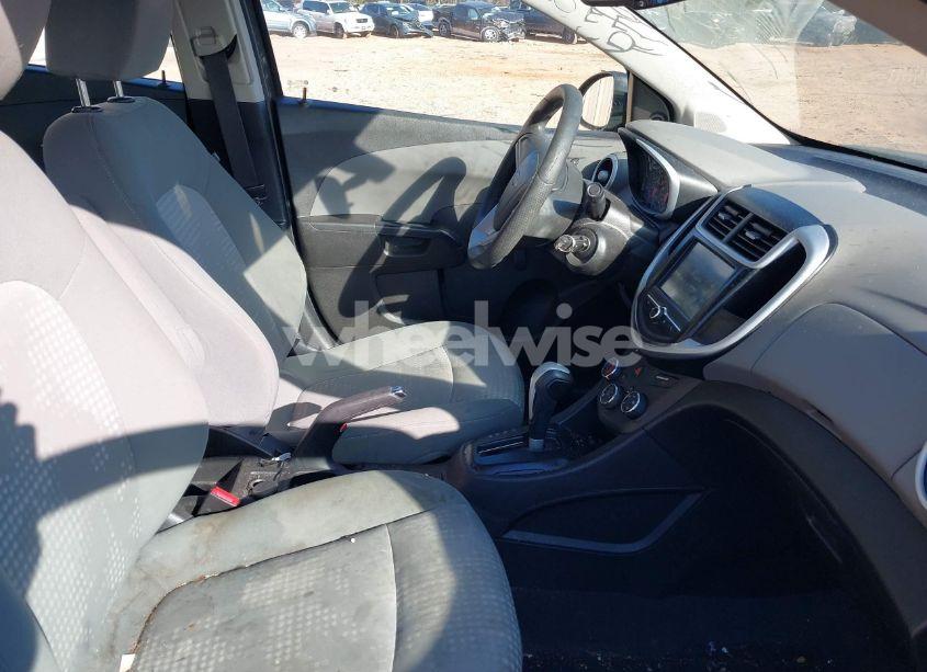 Photo 5 of 2017 Chevrolet Sonic LS AUTO (VIN 1G1JB5SHXH4160270)