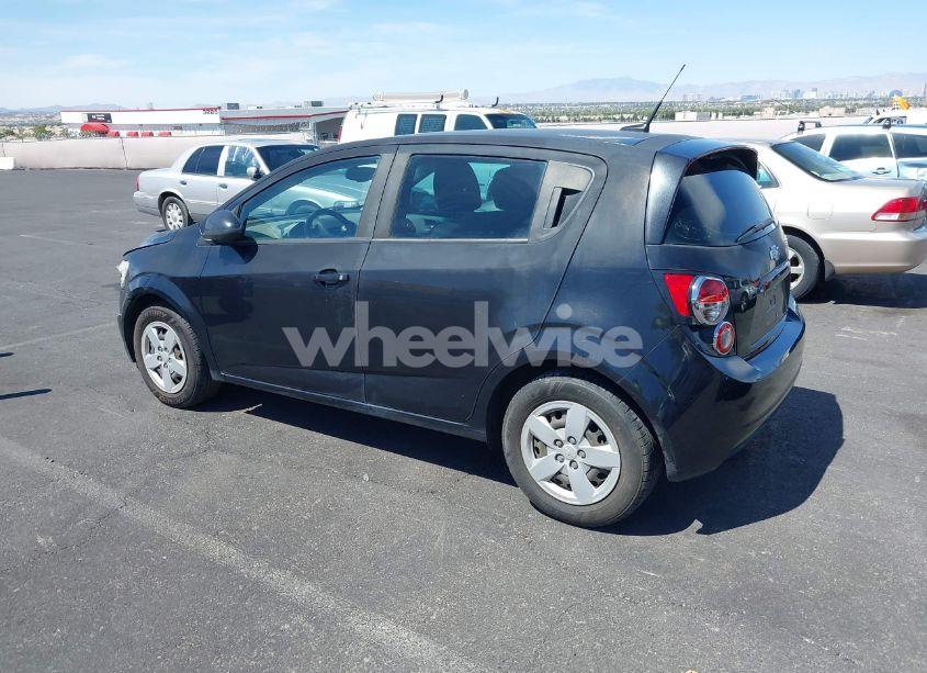 Photo 3 of 2013 Chevrolet Sonic LS MANUAL (VIN 1G1JB6SGXD4119046)