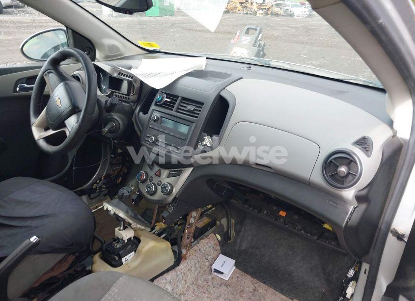 Photo 5 of 2012 Chevrolet Sonic 1LS (VIN 1G1JB6SH4C4198334)