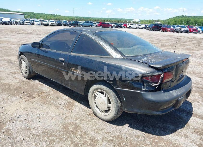 Photo 3 of 1999 Chevrolet Cavalier RS (VIN 1G1JC1240X7104077)