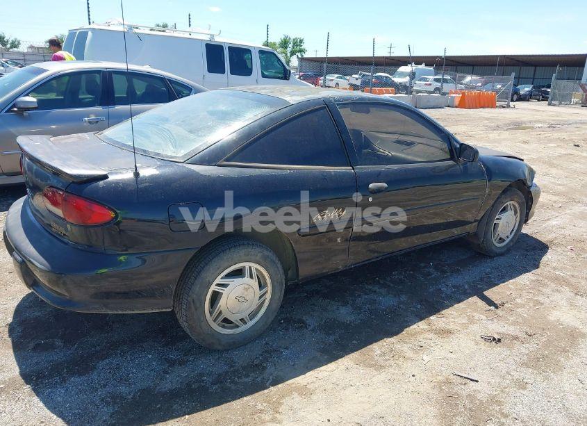 Photo 4 of 1999 Chevrolet Cavalier RS (VIN 1G1JC1240X7104077)