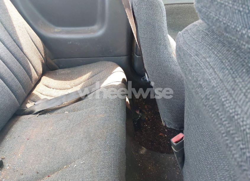 Photo 8 of 1999 Chevrolet Cavalier RS (VIN 1G1JC1240X7104077)