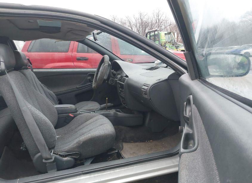 Photo 5 of 2001 Chevrolet Cavalier (VIN 1G1JC124417371942)