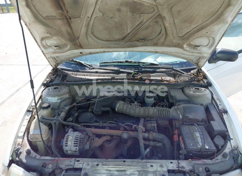 Photo 10 of 2001 Chevrolet Cavalier (VIN 1G1JC124717369585)