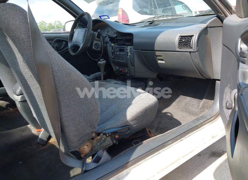 Photo 5 of 2001 Chevrolet Cavalier (VIN 1G1JC124717369585)