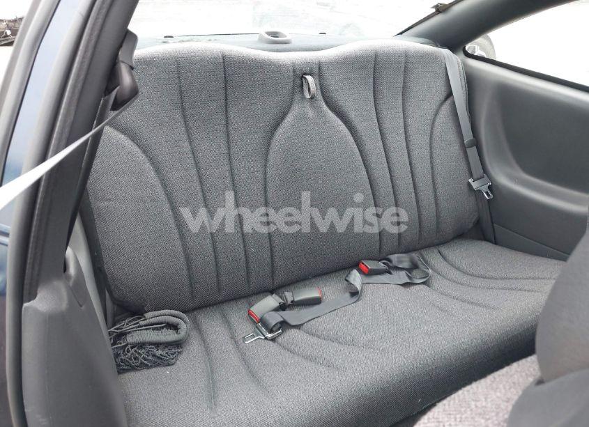 Photo 8 of 2001 Chevrolet Cavalier (VIN 1G1JC124817153471)