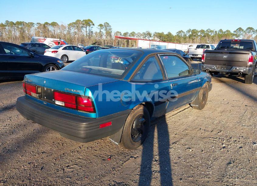 Photo 4 of 1992 Chevrolet Cavalier VL/RS (VIN 1G1JC1449N7182058)