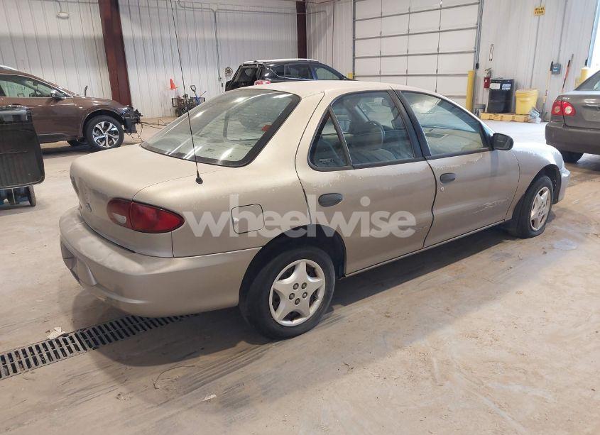 Photo 4 of 2001 Chevrolet Cavalier (VIN 1G1JC524017104935)