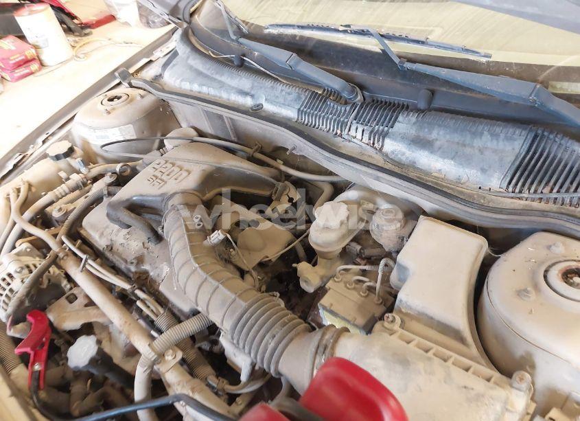 Photo 6 of 2001 Chevrolet Cavalier (VIN 1G1JC524017104935)