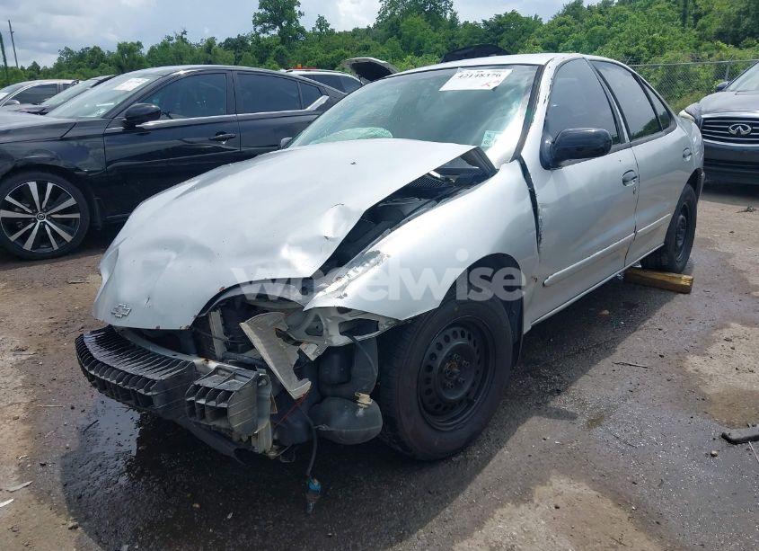 Photo 2 of 2002 Chevrolet Cavalier (VIN 1G1JC524127417784)