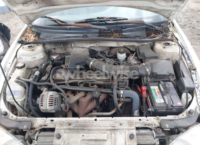 Photo 10 of 1999 Chevrolet Cavalier (VIN 1G1JC5241X7260880)