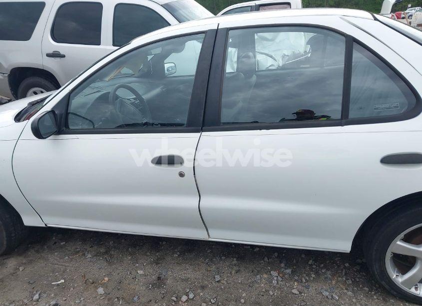 Photo 14 of 1999 Chevrolet Cavalier (VIN 1G1JC5241X7260880)