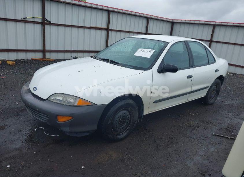 Photo 2 of 1997 Chevrolet Cavalier (VIN 1G1JC5243V7250347)