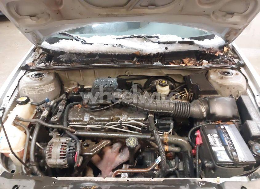 Photo 10 of 2001 Chevrolet Cavalier (VIN 1G1JC524617386529)