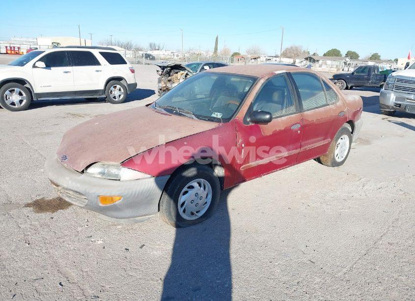 Photo 2 of 1998 Chevrolet Cavalier (VIN 1G1JC5247W7239742)