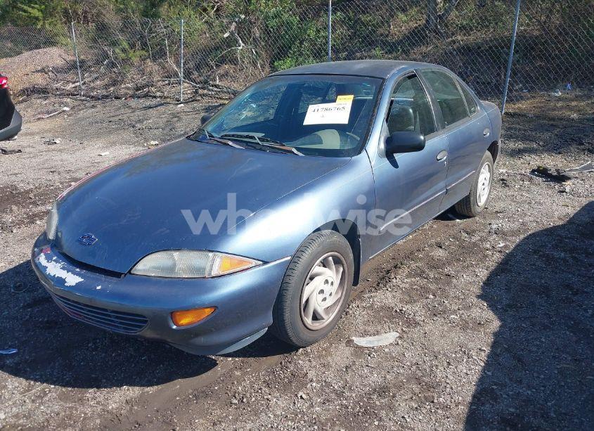 Photo 2 of 1998 Chevrolet Cavalier (VIN 1G1JC5247W7268934)