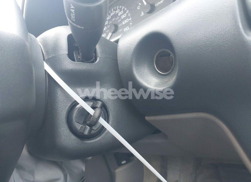 Photo 11 of 1998 Chevrolet Cavalier (VIN 1G1JC5248W7145823)