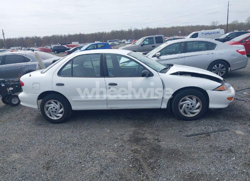 Photo 14 of 1998 Chevrolet Cavalier (VIN 1G1JC5248W7145823)
