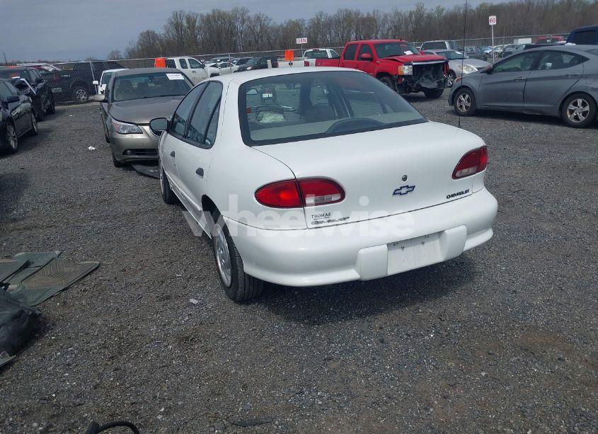 Photo 3 of 1998 Chevrolet Cavalier (VIN 1G1JC5248W7145823)