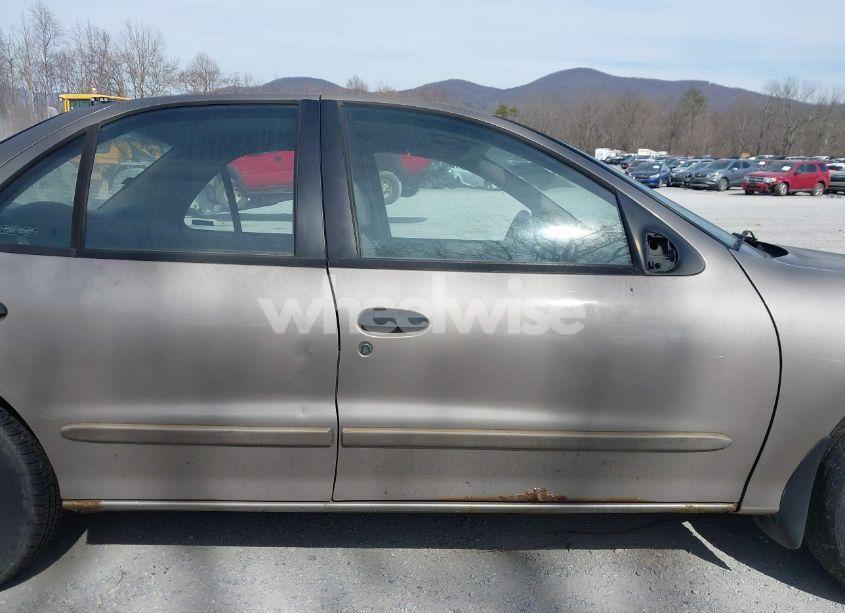 Photo 14 of 2000 Chevrolet Cavalier (VIN 1G1JC5248Y7175200)