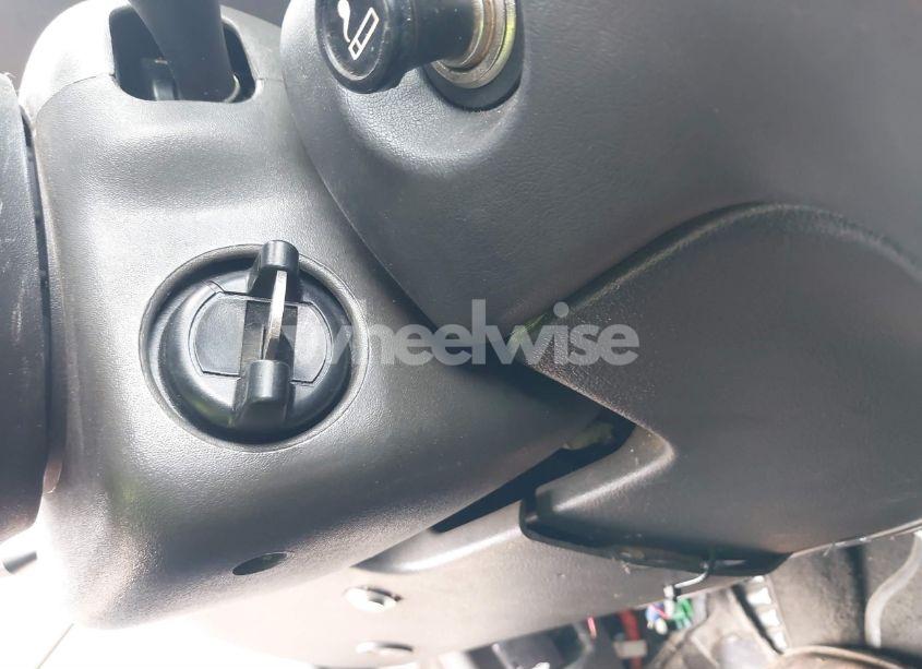 Photo 11 of 2002 Chevrolet Cavalier (VIN 1G1JC524X27135806)