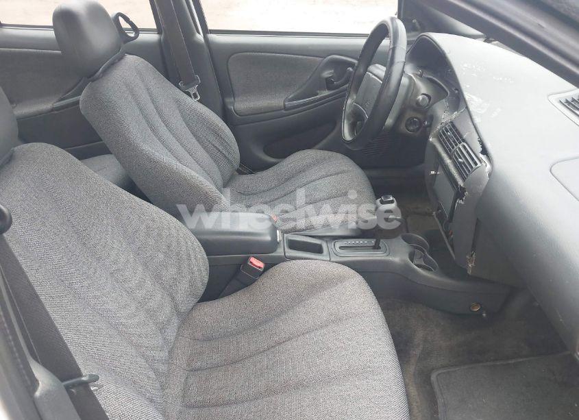 Photo 5 of 2002 Chevrolet Cavalier (VIN 1G1JC524X27135806)