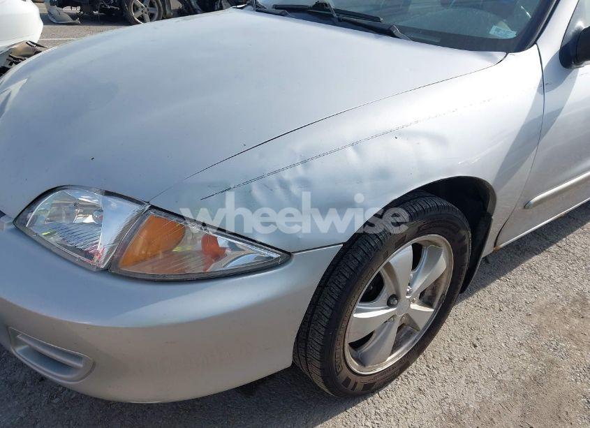 Photo 6 of 2002 Chevrolet Cavalier (VIN 1G1JC524X27367757)
