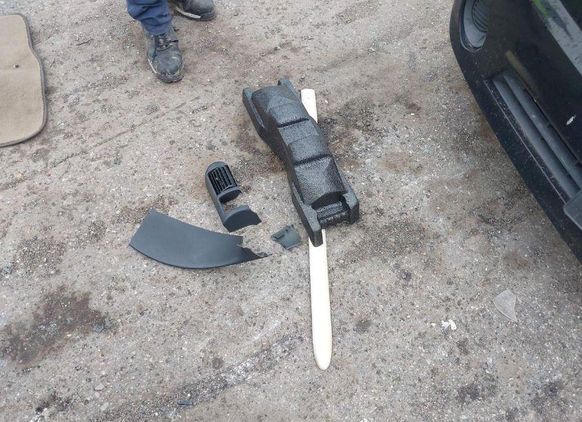 Photo 12 of 2003 Chevrolet Cavalier (VIN 1G1JC52F337131177)