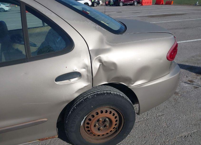 Photo 6 of 2003 Chevrolet Cavalier (VIN 1G1JC52F337357199)