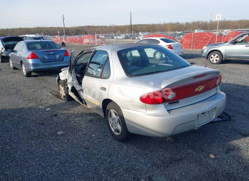 Photo 3 of 2005 Chevrolet Cavalier (VIN 1G1JC52F457200624)
