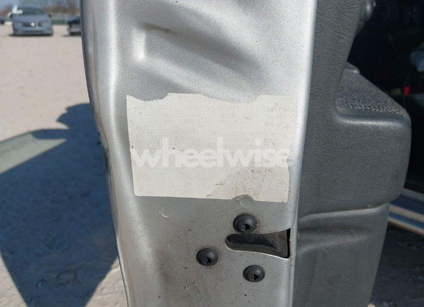 Photo 9 of 2005 Chevrolet Cavalier (VIN 1G1JC52F957204894)