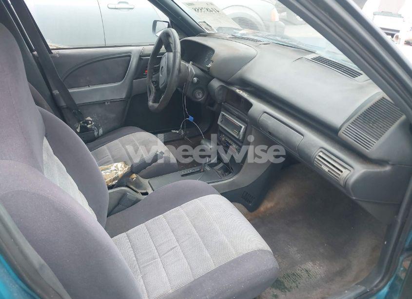 Photo 5 of 1994 Chevrolet Cavalier VL/RS (VIN 1G1JC5444R7233558)