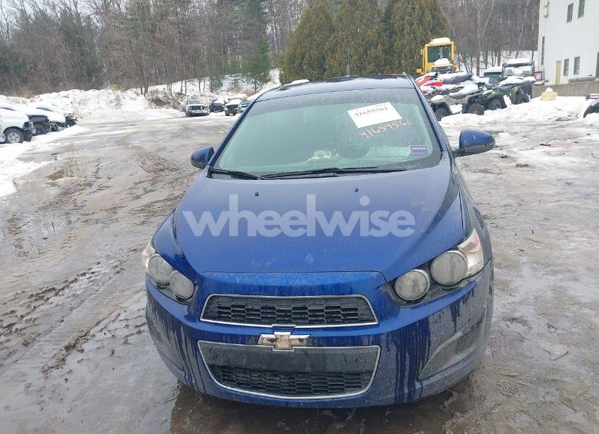 Photo 6 of 2014 Chevrolet Sonic LT AUTO (VIN 1G1JC5SB0E4136998)