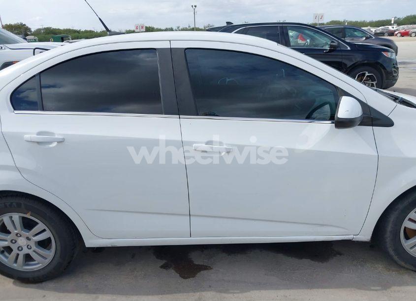 Photo 14 of 2014 Chevrolet Sonic LT AUTO (VIN 1G1JC5SB0E4224076)