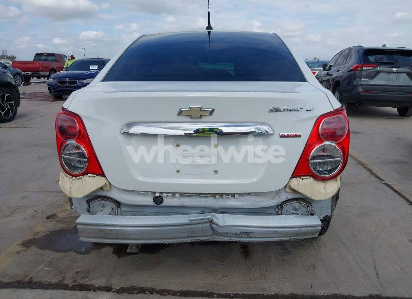 Photo 17 of 2014 Chevrolet Sonic LT AUTO (VIN 1G1JC5SB0E4224076)