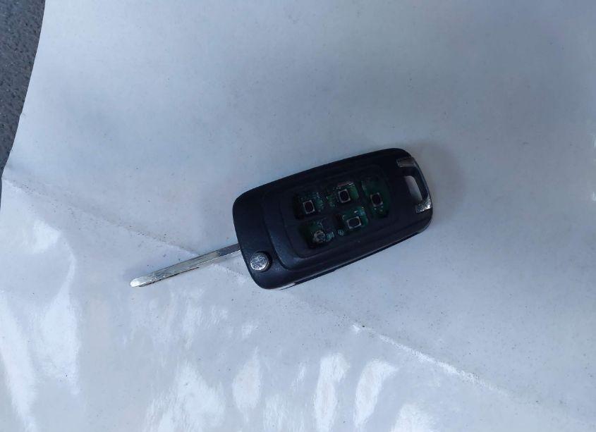 Photo 11 of 2015 Chevrolet Sonic LT AUTO (VIN 1G1JC5SB0F4172434)