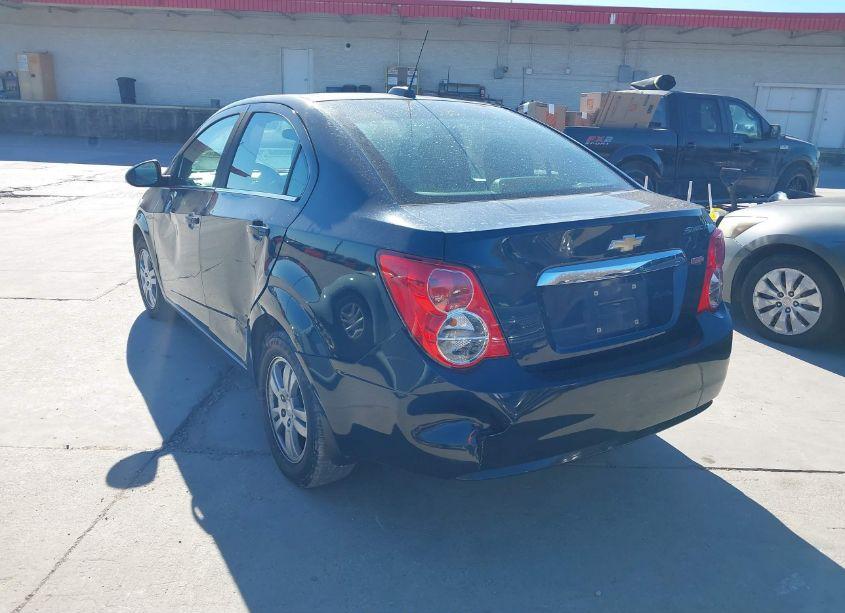 Photo 3 of 2015 Chevrolet Sonic LT AUTO (VIN 1G1JC5SB0F4172434)
