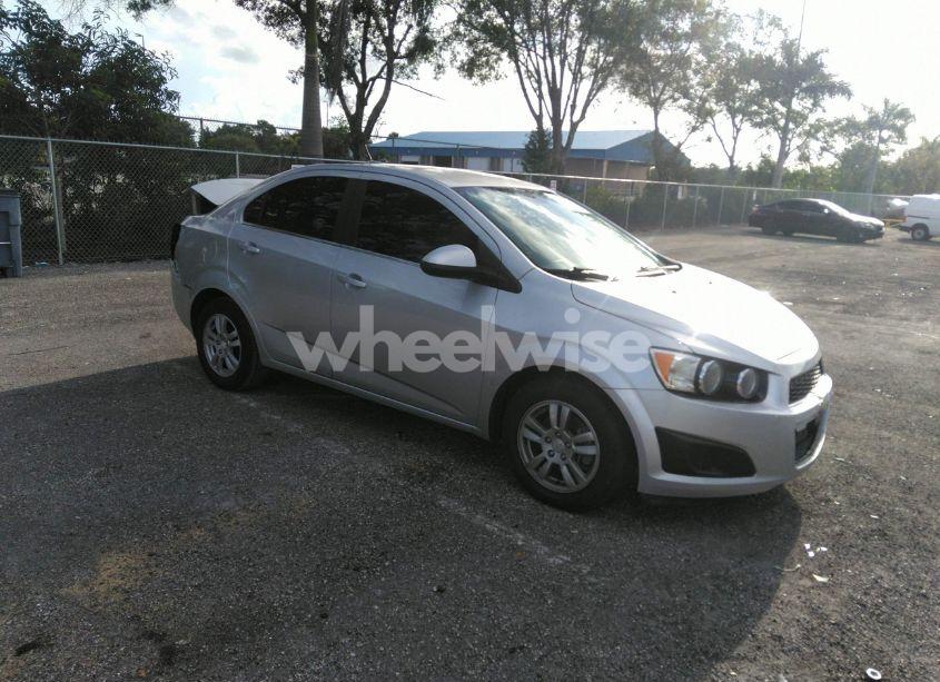 2012 Chevrolet Sonic 2LT (VIN 1G1JC5SB1C4227260) main photo