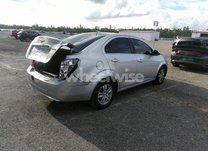 Photo 4 of 2012 Chevrolet Sonic 2LT (VIN 1G1JC5SB1C4227260)