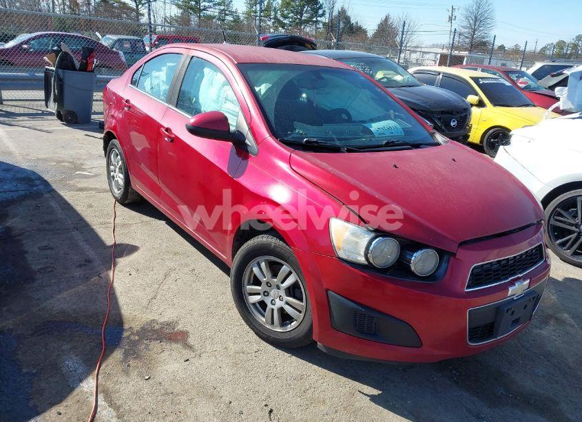 2014 Chevrolet Sonic LT AUTO (VIN 1G1JC5SB1E4107803) main photo